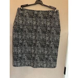Rafaella Black Animal Lined Skirt w/pockets Sz 10
